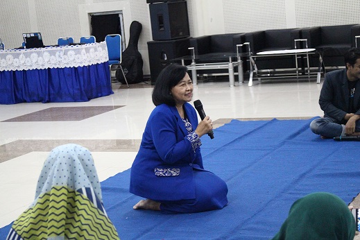 Sambutan dan Sharing  Bersama Ibu Kusni DCF 2